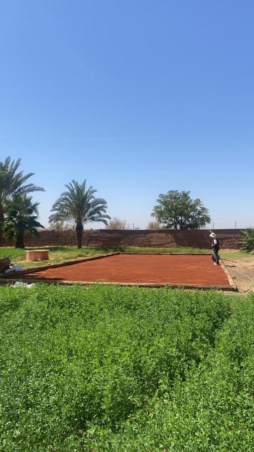Отель Les Jardins De Marrakech Ouled Moumen Экстерьер фото